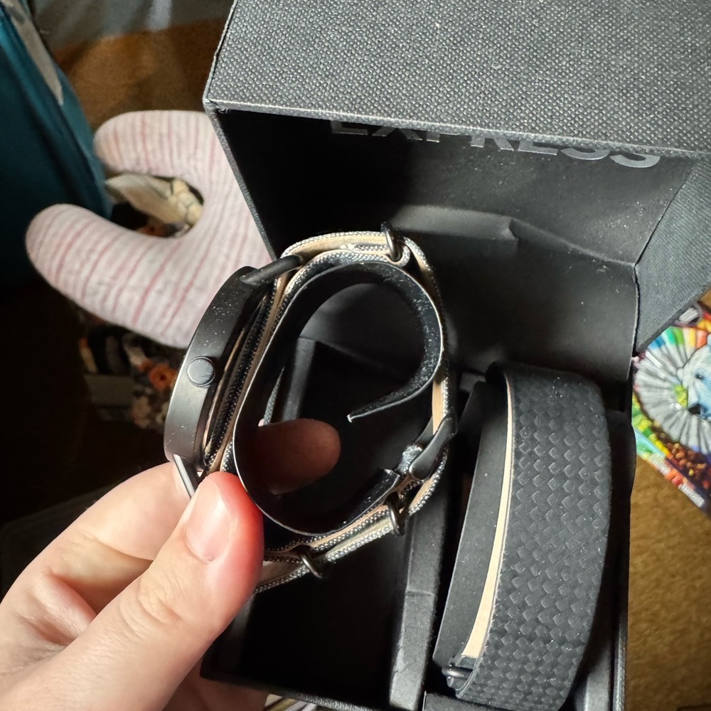 EXPRESS mens watch with extra band - Picture 5 of 13